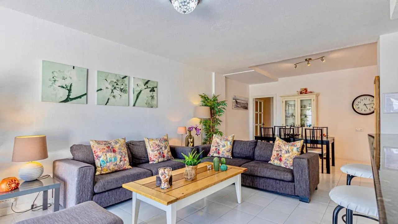 2 Bedroom Beach Front Apartment Benalmadena