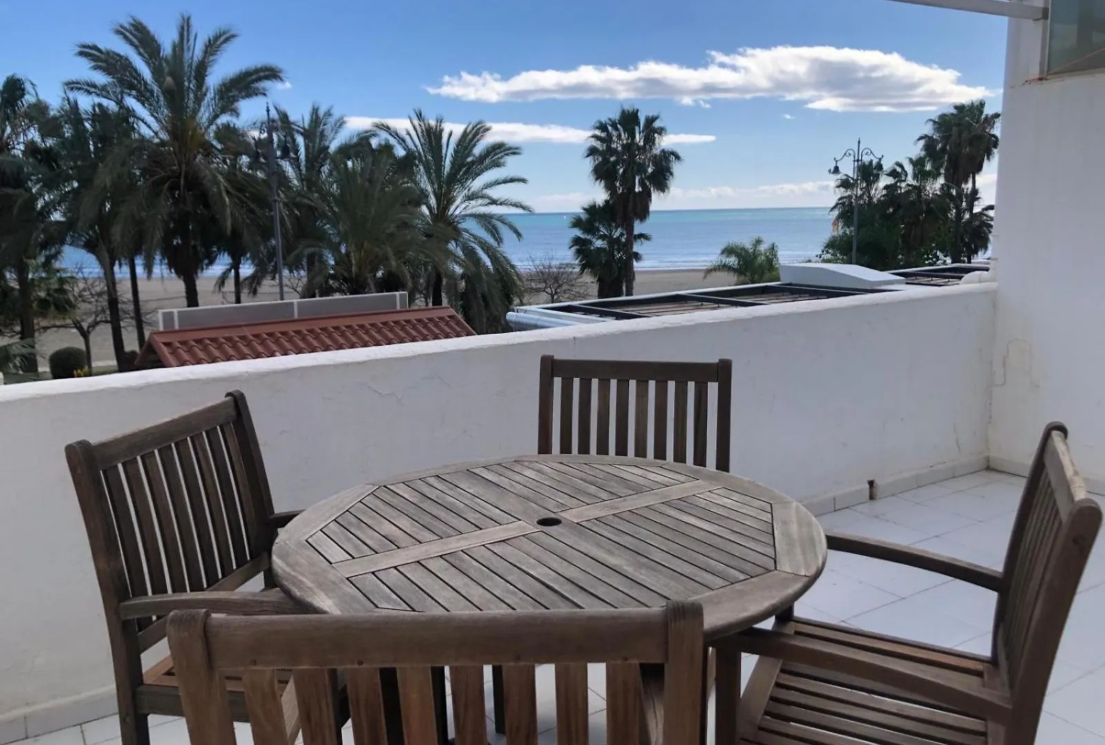 2 Bedroom Beach Front Apartment Benalmádena Španělsko